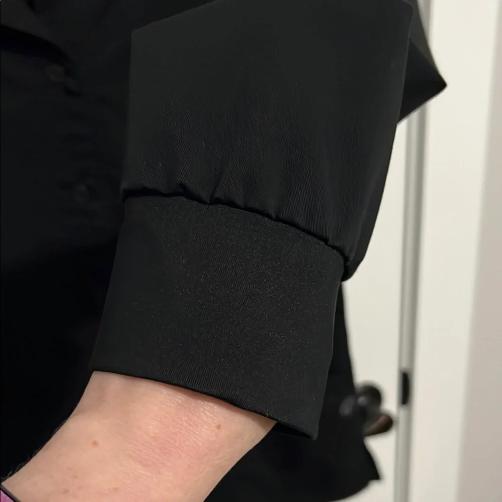 Purple Label by Healing Hands - Women's Black scrub jacket, size M - Picture 3 of 8